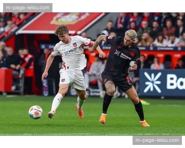 法兰克福客场战术部署成功，沃尔夫斯堡保级压力下战术执行变形